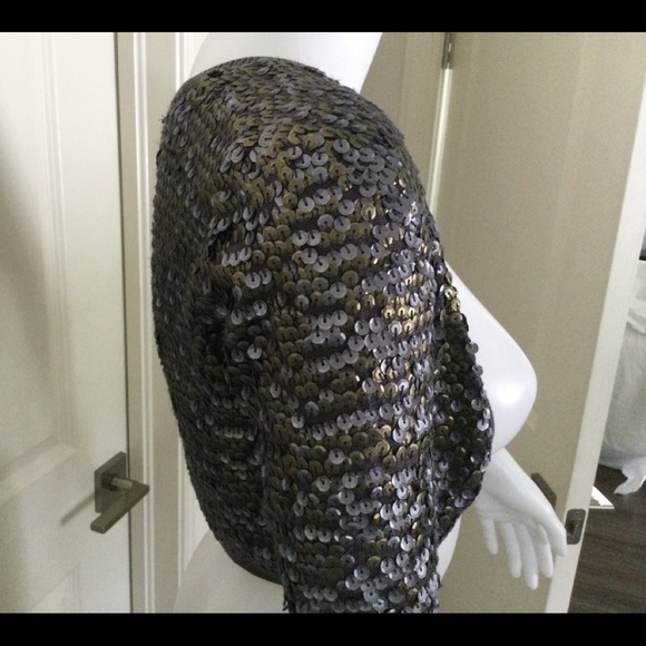 Bebe XS gray with Matt silver/gold sequin brand new cardigan - Picture 2 of 13